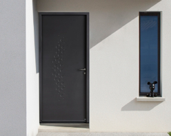 Porte d'entrée acier