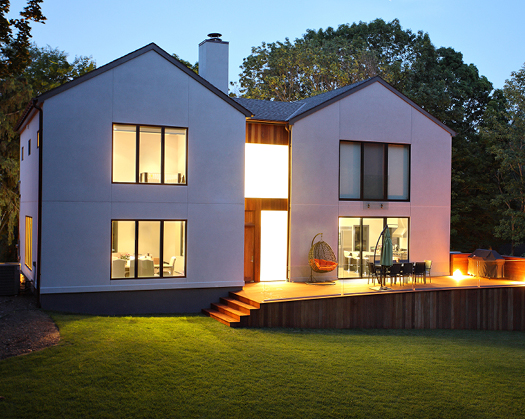 maison de nuit lumière